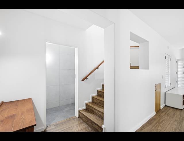 3 BEDROOM TOWNHOUSE FOR SALE IN BRYANSTON